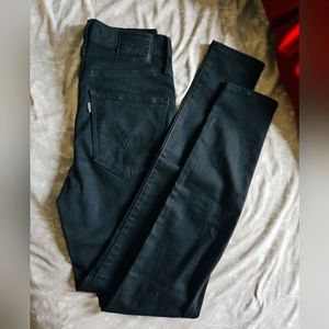 Woman's Levi's jeans👖